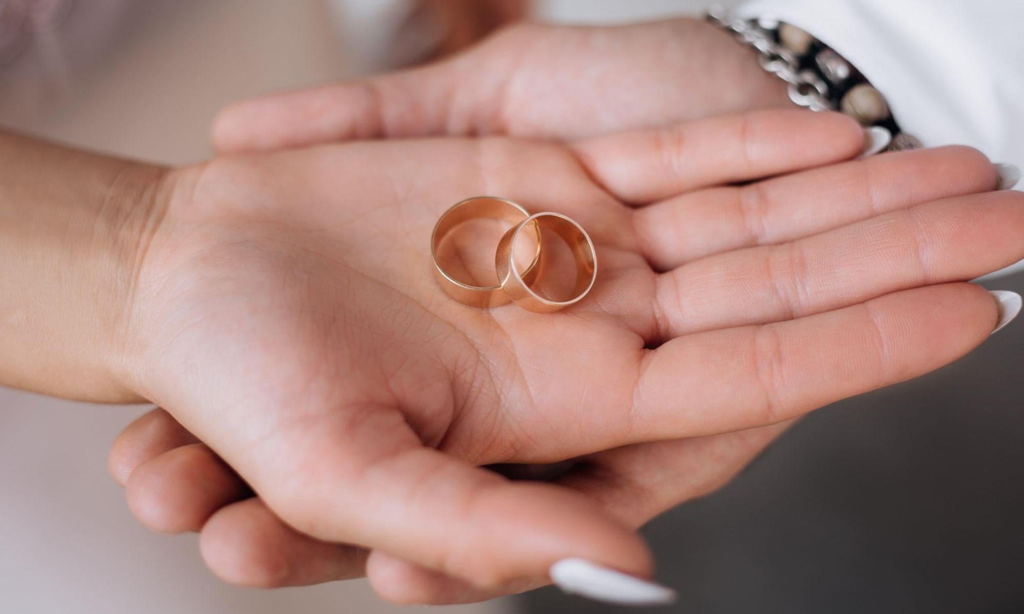 The Truth about Matching Wedding Rings: Necessity or Myth?