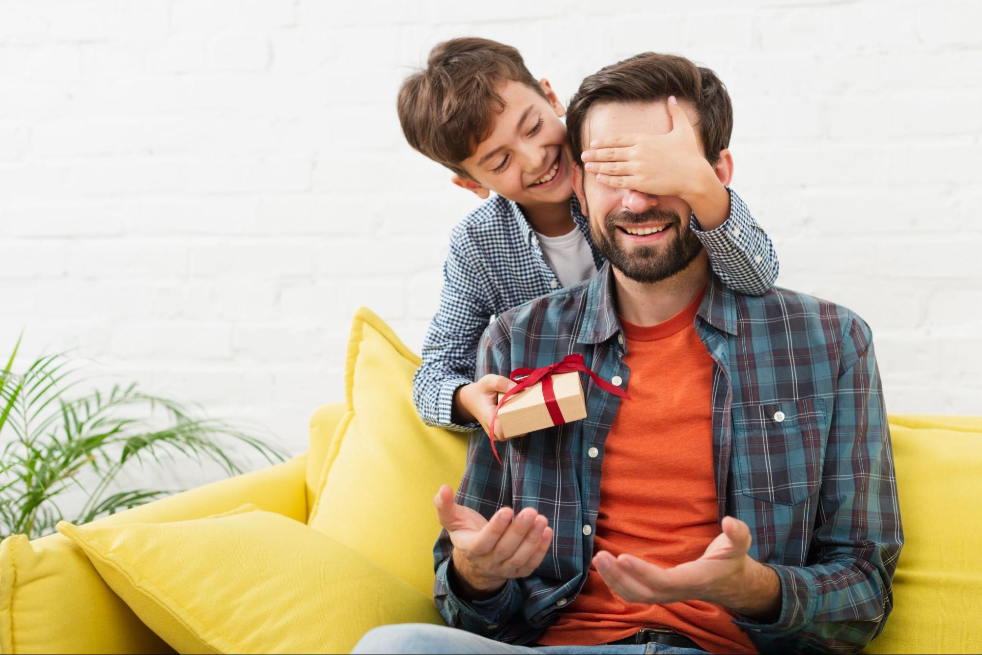 Classic Jewelry Pieces That Make Meaningful Father’s Day Gifts