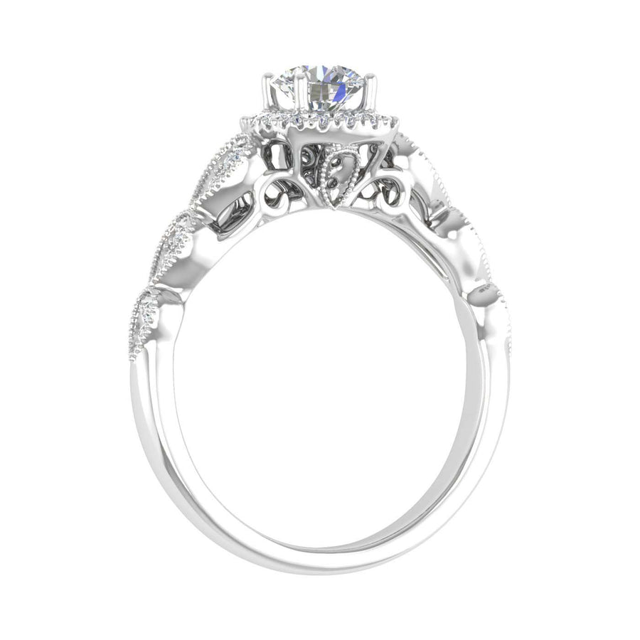 3/4 Carat Cushion cut Diamond Engagement Ring in Gold